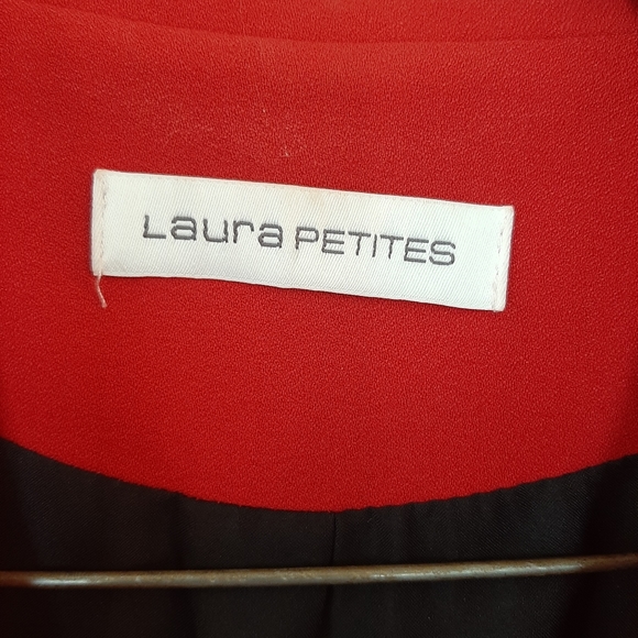 ✨ Host Pick✨Laura Petites Red blazer with black piping Size 12 - Picture 2 of 4